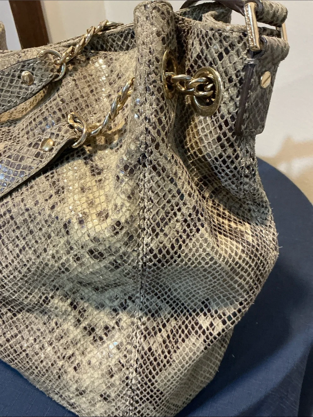 MICHAEL KORS JET SET BAG